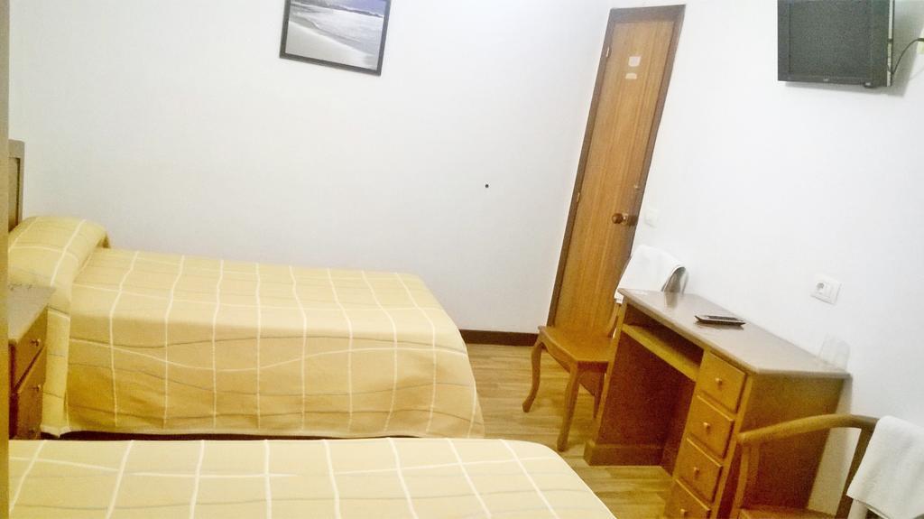Hostal El Cairo 费罗尔 外观 照片