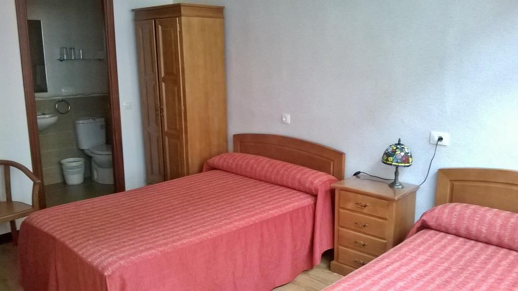 Hostal El Cairo 费罗尔 外观 照片